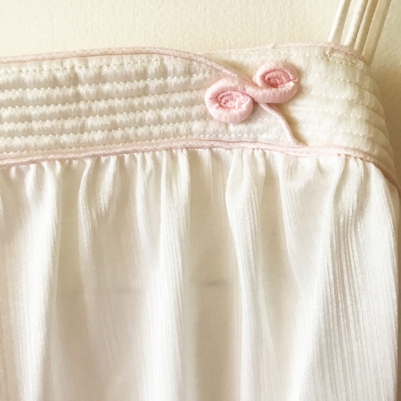 DELICATE PINK NIGHTGOWN SIZE L - Picture 3 of 3